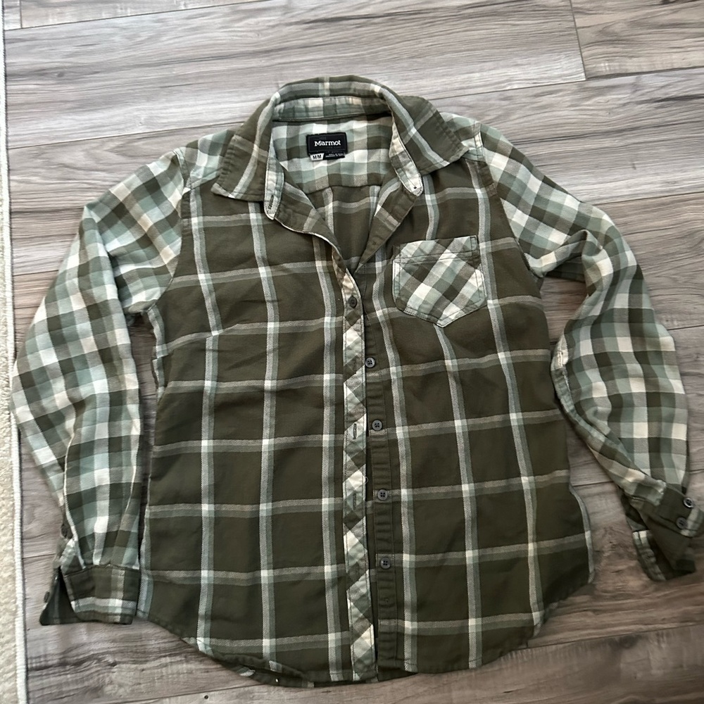 Marmot Plaid Button Up Shirt Casual Hiking Women's in Green Size Medium EUC